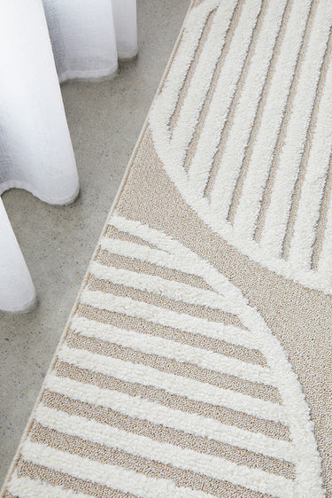 Lotus Leo Natural and Ivory Modern Geometric Pattern Hallway Runner Rug